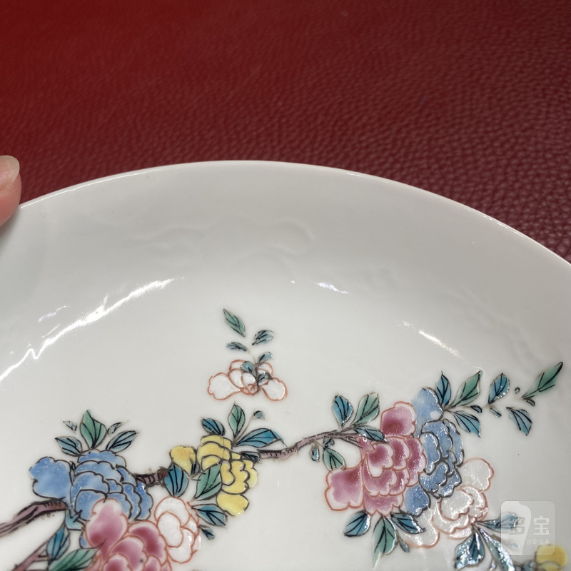 清雍正 粉彩花蝶纹盘 - 图7